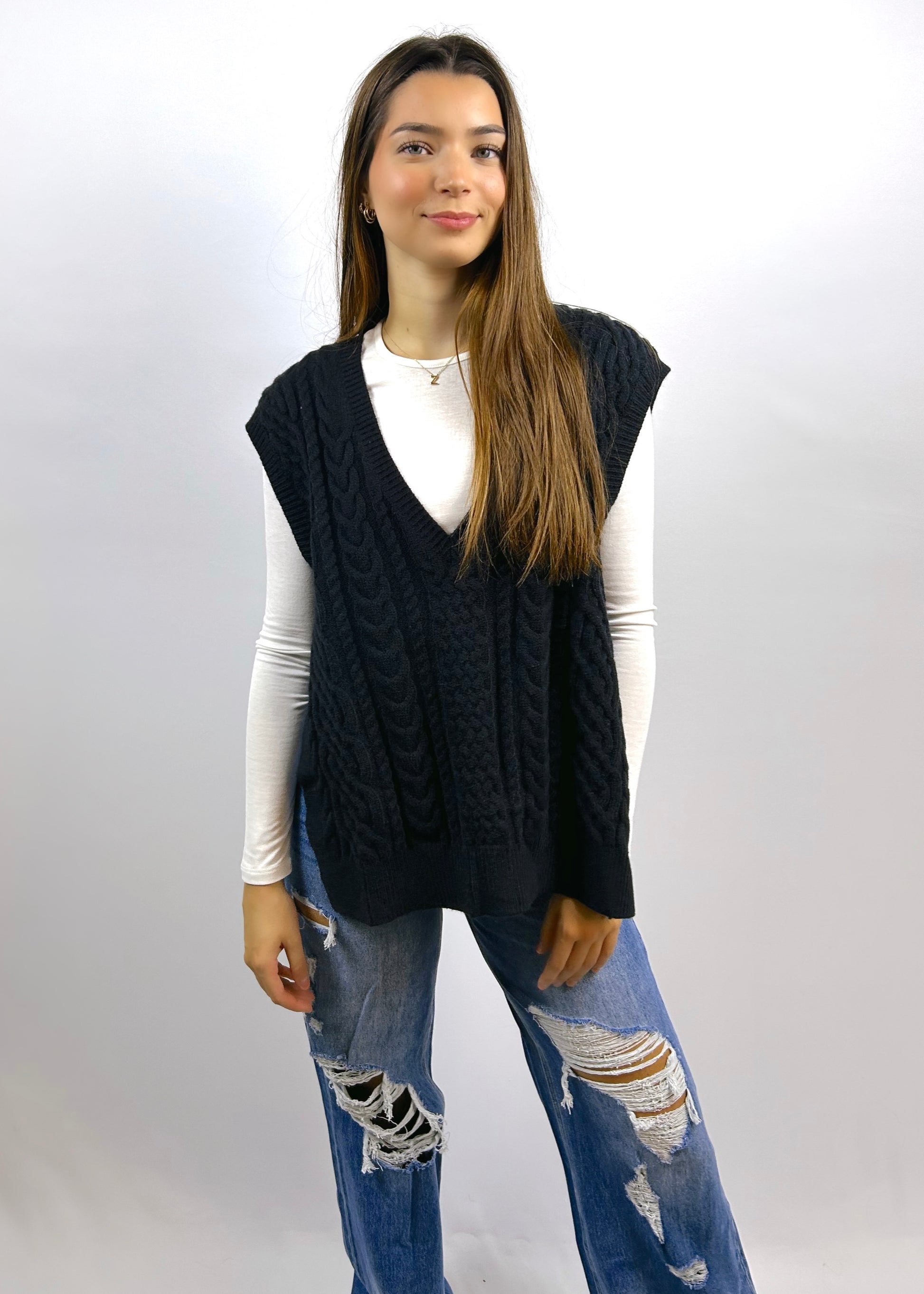 Cable Knit V-Neck Sweater Vest | Black - CC Boutique