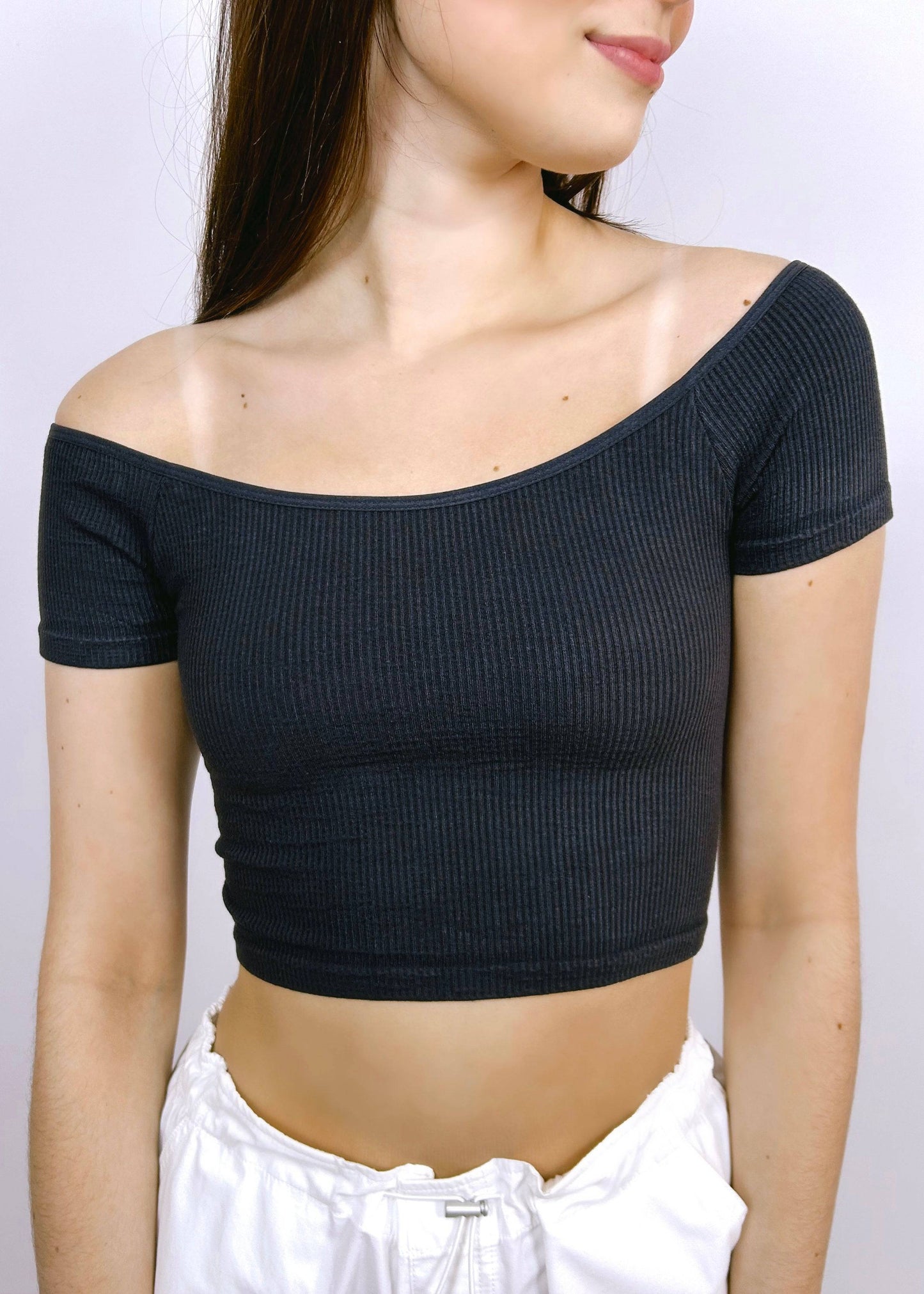 Ribbed Off-the-Shoulder Top | Charcoal - CC Boutique